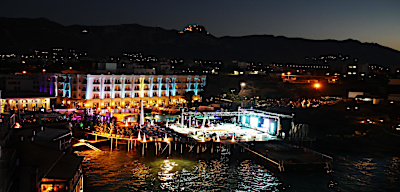 Rocks Hotel & Casino Genel 2